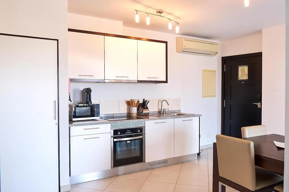 Elegant 1-Bedroom Duplex Apartment 圣玛丽亚 佛得角